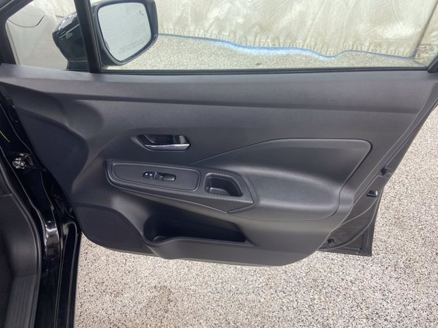 Used 2025 Nissan Versa SV FWD image 19