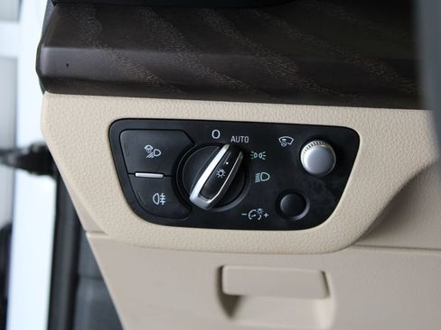 Used 2020 Audi Q5 Prestige AWD/4WD image 50