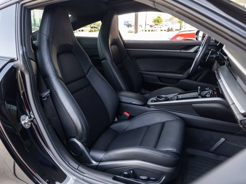 Certified 2021 Porsche 911 Carrera RWD image 36