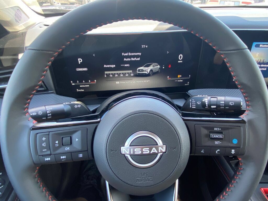 Used 2026 Nissan Kicks SR w/ Cold Weather Package AWD/4WD image 30