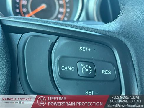 Used 2023 Jeep Wrangler Sport S image 10