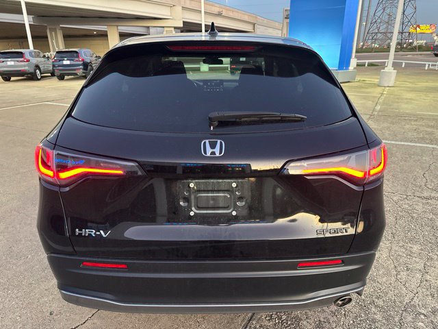 Used 2025 Honda HR-V Sport image 3