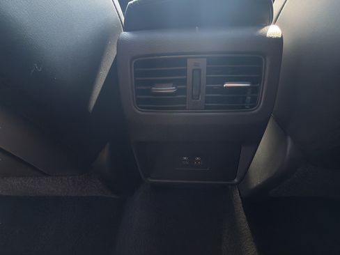 Used 2021 Nissan Rogue SV w/ Premium Package FWD image 37