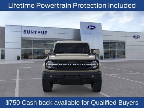 New 2026 Ford Bronco Outer Banks image 8