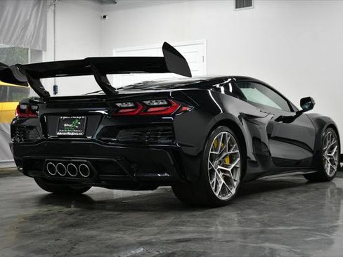 Used 2026 Chevrolet Corvette ZR1 w/ ZR1 Carbon Fiber Aero Package RWD image 24
