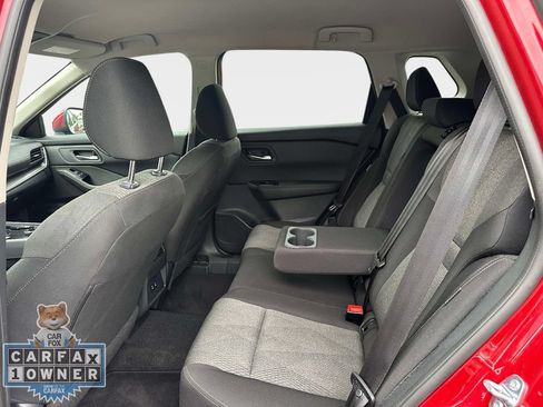 Used 2025 Nissan Rogue SV AWD/4WD image 13