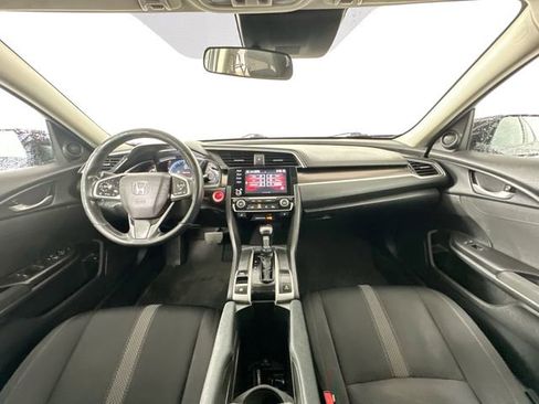 Used 2019 Honda Civic EX image 3