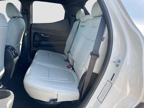 Used 2025 Hyundai Santa Cruz SEL FWD image 23