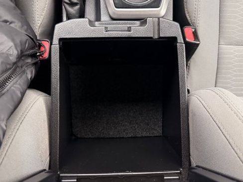 Used 2018 Toyota Tacoma SR5 image 30