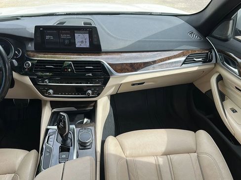 Used 2017 BMW 540i RWD image 31