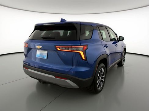 Used 2025 Chevrolet Equinox LT image 9