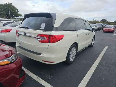 Used 2019 Honda Odyssey LX image 4
