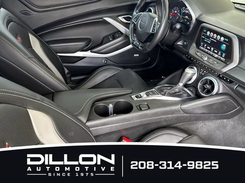 Used 2018 Chevrolet Camaro SS RWD image 15