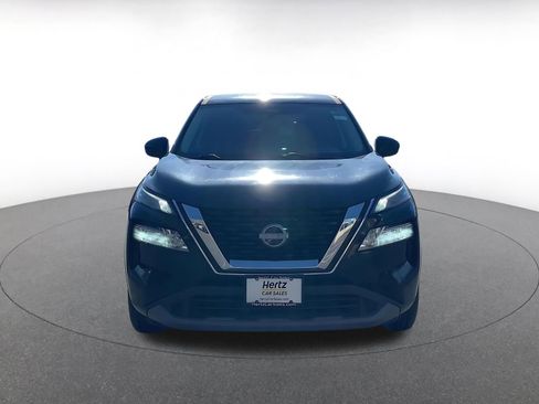 Used 2023 Nissan Rogue SV image 4