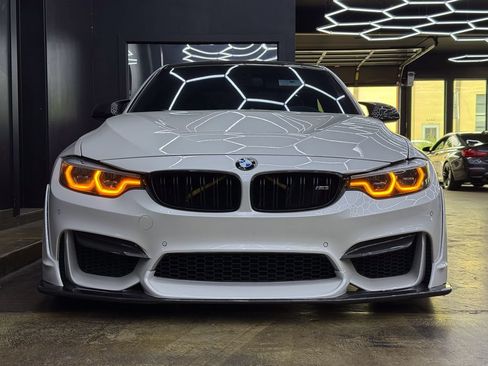 Used 2018 BMW M3 RWD image 2