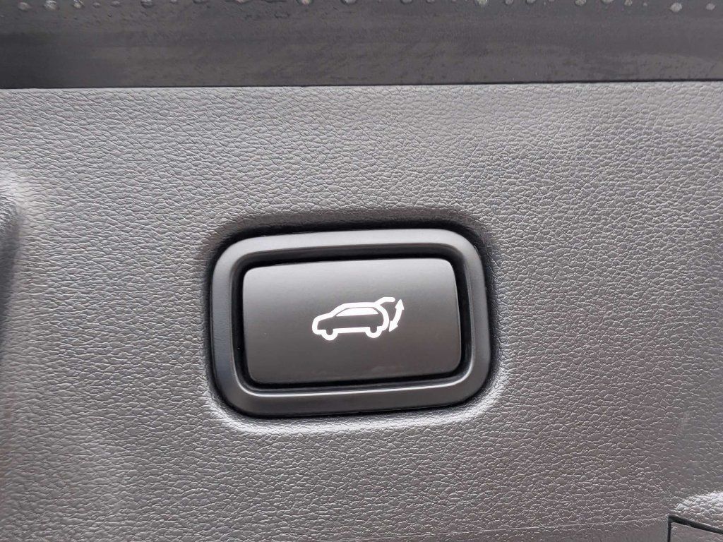 Used 2025 Hyundai Tucson SEL AWD/4WD image 13