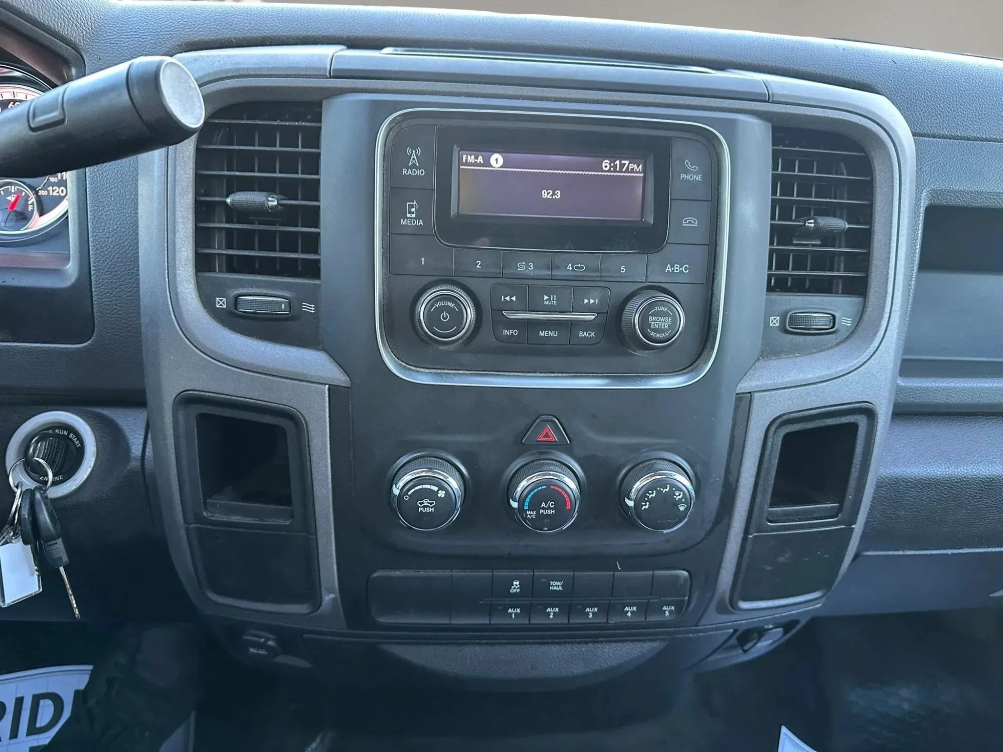 Used 2018 RAM 2500 Tradesman RWD image 16