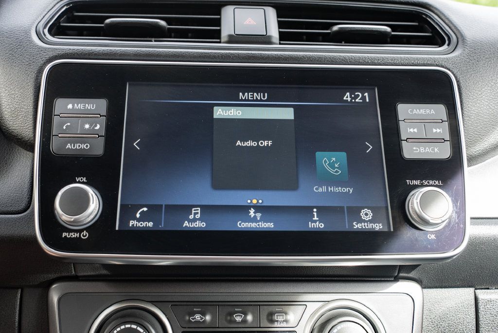 Used 2025 Nissan Leaf S FWD image 16