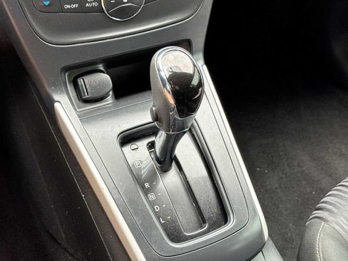 Used 2019 Nissan Sentra SV FWD image 31