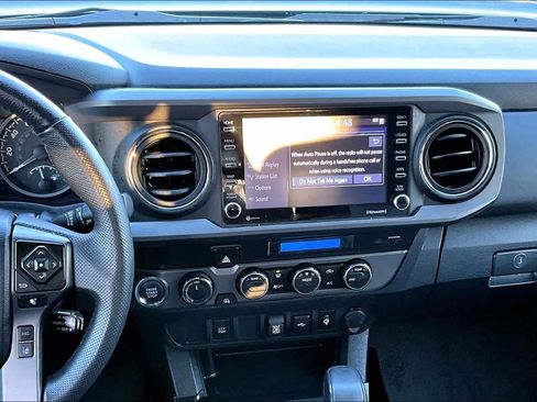 Used 2023 Toyota Tacoma TRD Off-Road image 7