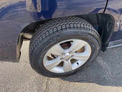 Used 2016 Jeep Compass Sport w/ Power Value Group image 12