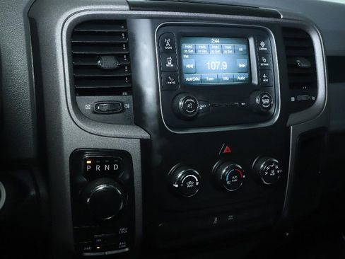 Used 2017 RAM 1500 Express w/ Express Value Package image 24