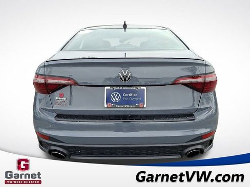 Certified 2023 Volkswagen Jetta GLI Autobahn w/ GLI Black Package image 5