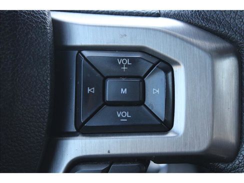 Used 2015 Ford F150 Platinum w/ Technology Package image 17