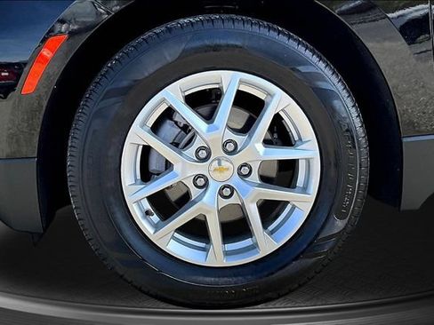 Used 2022 Chevrolet Equinox LS FWD image 31