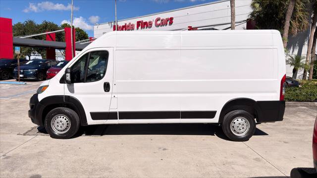 Used 2023 RAM ProMaster 2500 FWD image 3