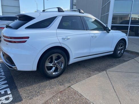 Used 2026 Genesis GV70 2.5T image 10