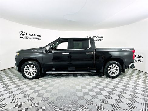 Used 2022 Chevrolet Silverado 1500 LTZ w/ LTZ Premium Package image 7