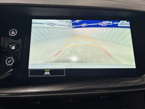Used 2023 Buick Envision Essence FWD image 28