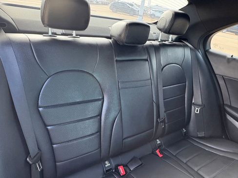 Used 2018 Mercedes-Benz C 300 Sedan image 36