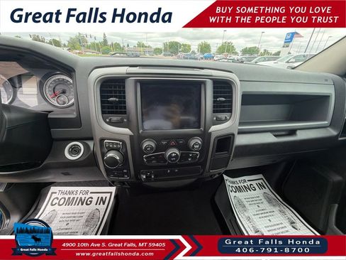 Used 2019 RAM 1500 Express w/ Hydro Blue Sport Package AWD/4WD image 14