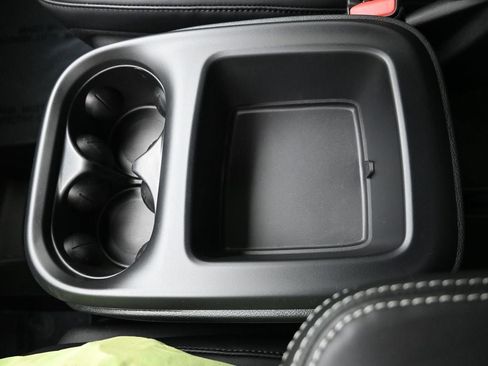 New 2026 Chrysler Pacifica Select image 20