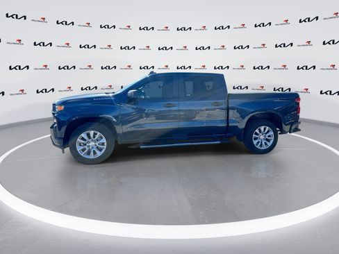 Used 2020 Chevrolet Silverado 1500 Custom w/ Custom Value Package RWD image 5