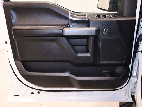 Used 2019 Ford F150 XLT w/ Equipment Group 302A Luxury AWD/4WD image 10