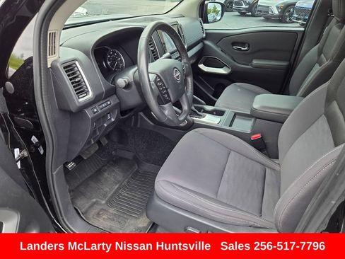 Used 2024 Nissan Frontier SV w/ SV Convenience Package RWD image 18