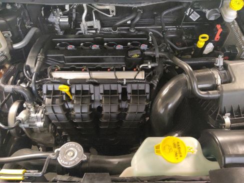 Used 2018 Dodge Journey SE w/ Popular Equipment Group FWD image 30