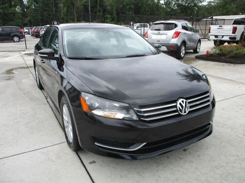 Used 2014 Volkswagen Passat 1.8T Wolfsburg Edition FWD image 19