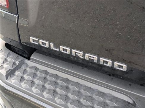 Certified 2023 Chevrolet Colorado LT w/ LT Convenience Package II image 8