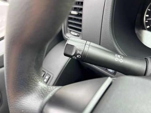 Used 2022 Nissan Frontier S w/ Technology Package RWD image 51