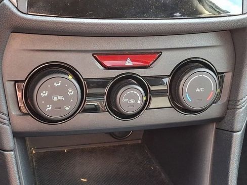 Used 2019 Subaru Crosstrek 2.0i Premium image 17