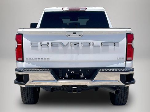 Used 2026 Chevrolet Silverado 2500 LTZ AWD/4WD image 6
