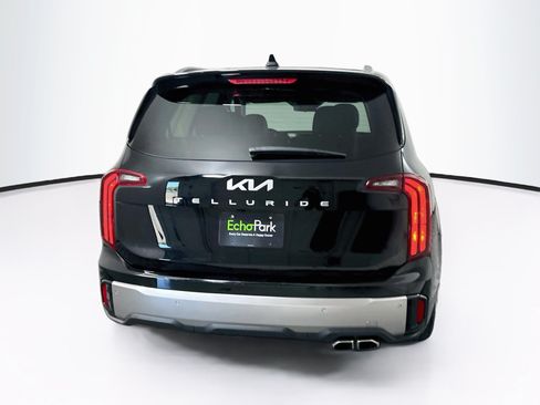Used 2025 Kia Telluride S FWD image 7
