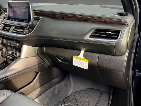 Used 2021 Chevrolet Tahoe LT image 32