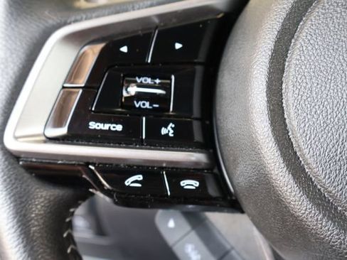 Used 2018 Subaru Outback 3.6R Touring AWD/4WD image 27