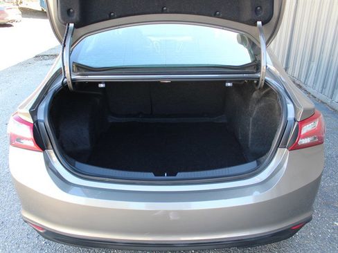 Used 2020 Chevrolet Malibu LT image 21