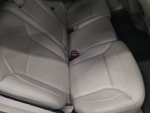 Used 2013 Mercedes-Benz ML 350 4MATIC image 25